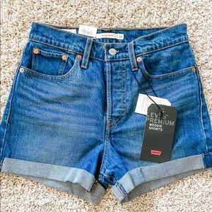Levi’s Wedgie Short